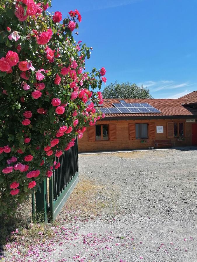 Agriturismo Bio Apipoli Villa Montano Lucino Exterior photo